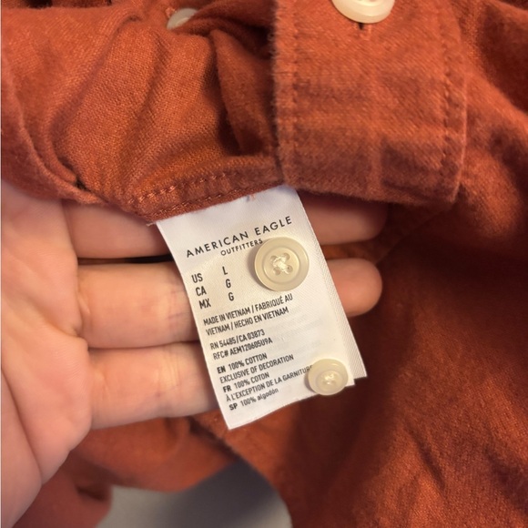 Large American Eagle 100% cotton Red/Burnt Orange button down shirt - Picture 4 of 6